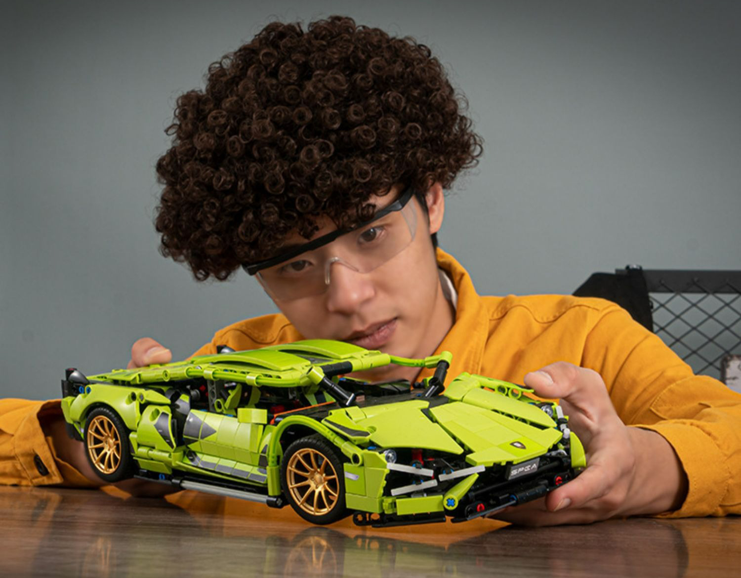 Конструктор машинка Lamborghini Technol Model 1:14 на 1254 деталі Зелений