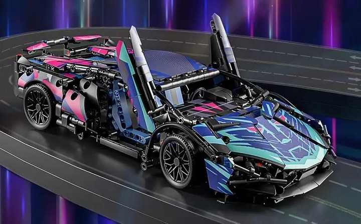 Конструктор машинка Cyberpunk Lambo на 571 деталь Technol Model в стилі Кіберпанк