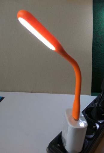 USB Гнучкий LED світильник лампа ліхтарик для ноутбука або Power Bank світлодіодний помаранчевий