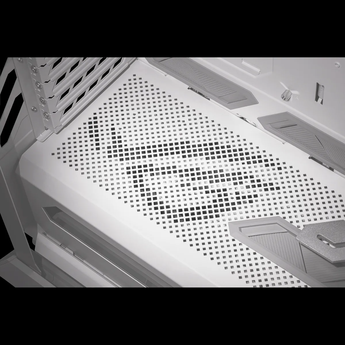 Asus ROG Hyperion GR701 Full Tower Case - White 18