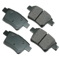 Jaguar Disc Brake Pad Set - Rear C2S52081 - Akebono PROACT Ultra-Premium ACT1071