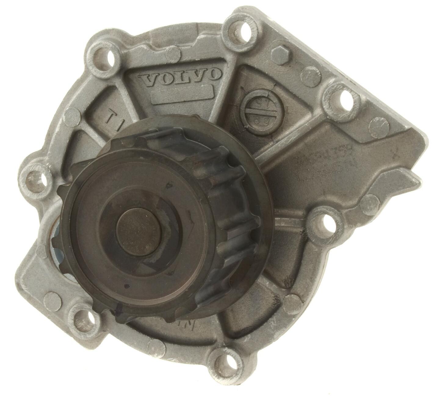 Volvo Engine Water Pump 272334 - Aisin WPV803