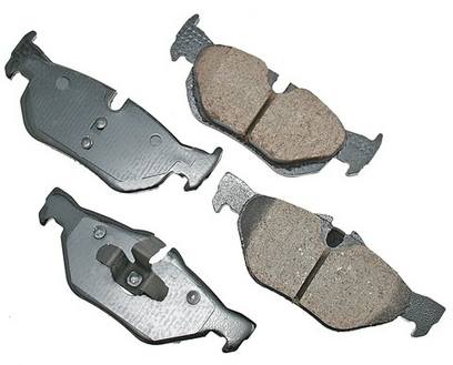 BMW Disc Brake Pad Set - Rear (Ceramic) (EURO) 34216790761 - Akebono Euro Ultra-Premium EUR1267