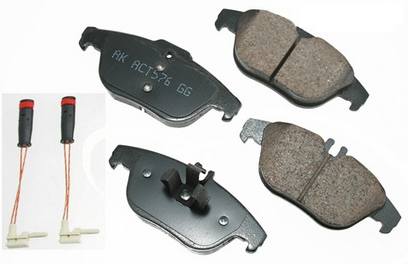 Mercedes Disc Brake Pad Set - Rear (Ceramic) (EURO) 0074208520 - Akebono Euro Ultra-Premium EUR1341