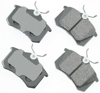 Audi VW Disc Brake Pad Set - Rear 8E0698451L - Akebono Euro Ultra-Premium EUR340A