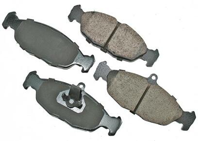 Jaguar Disc Brake Pad Set - Rear JLM21918 - Akebono Euro Ultra-Premium EUR688A