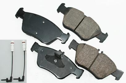 Mercedes Disc Brake Pad Set - Front 004420022041 - Akebono Euro Ultra-Premium EUR710