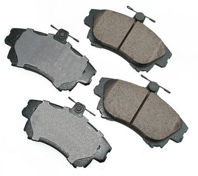 Volvo Disc Brake Pad Set - Front 30769199 - Akebono Euro Ultra-Premium EUR837