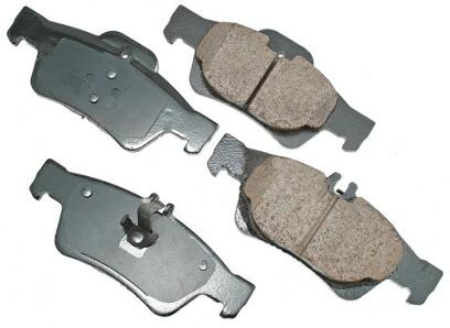 Mercedes Disc Brake Pad Set - Rear (Ceramic) (EURO) 006420012064 - Akebono Euro Ultra-Premium EUR986