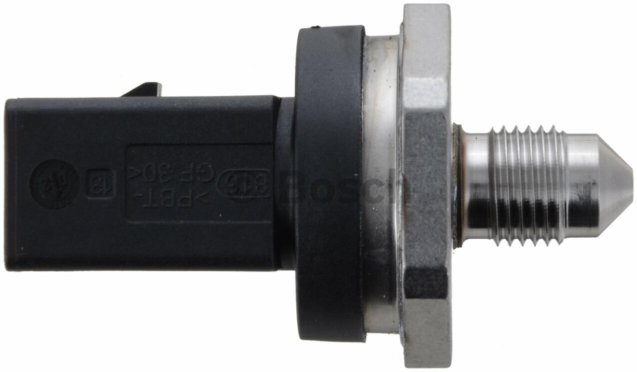 BMW High Pressure Fuel Sensor 13537620946 - Bosch 0261545071