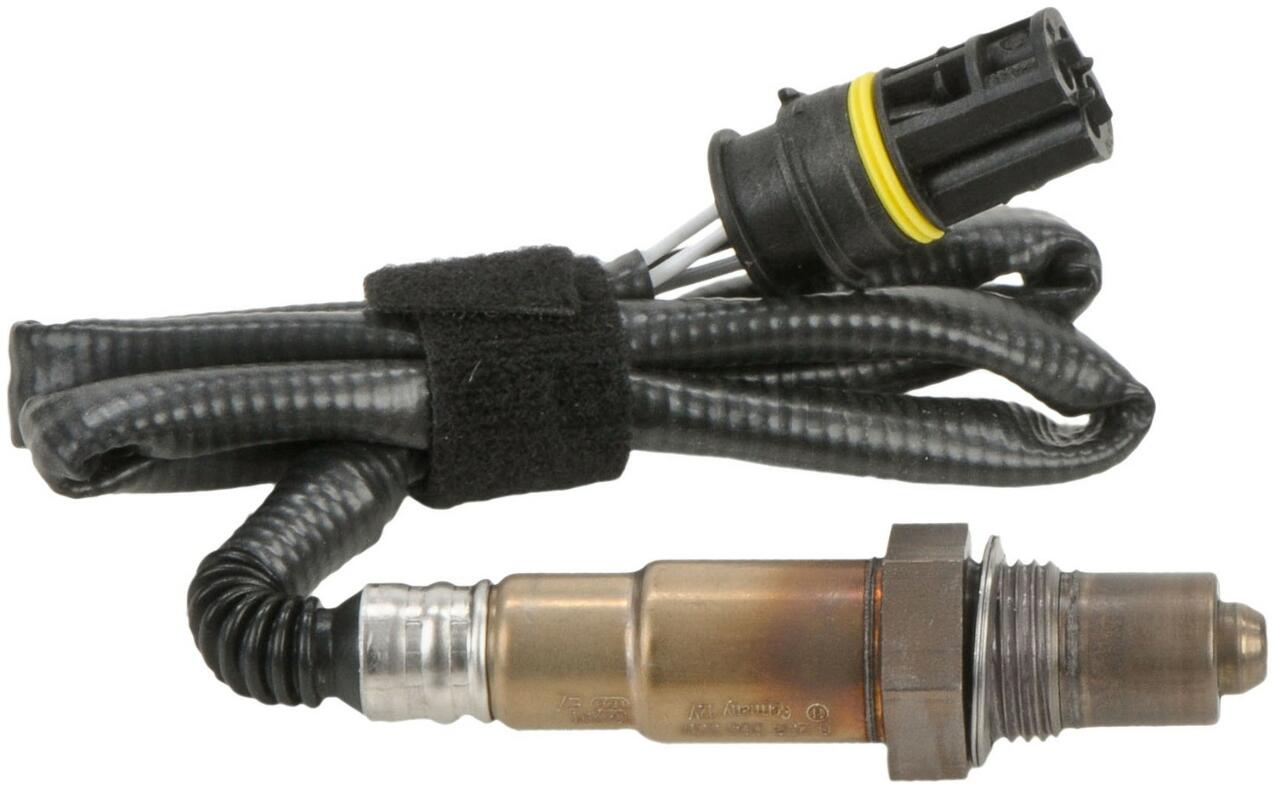 Mercedes Oxygen Sensor - Front Passenger Side 0015408717 - Bosch 16359