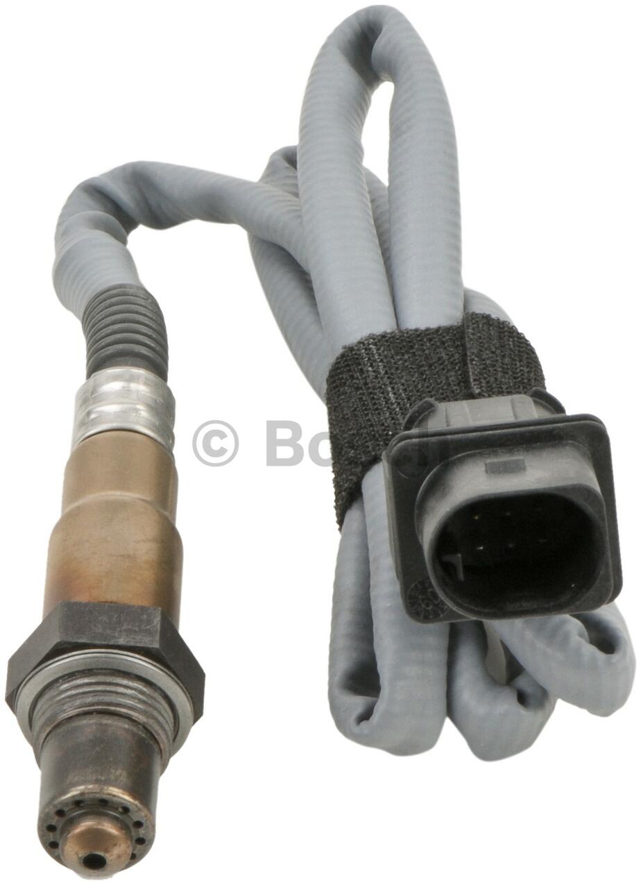 BMW Oxygen Sensor - Front Driver Side 11787557223 - Bosch 17124