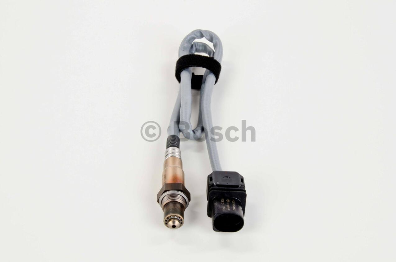 BMW Oxygen Sensor - Front (Cyl 4-6) 11787589139 - Bosch 17231