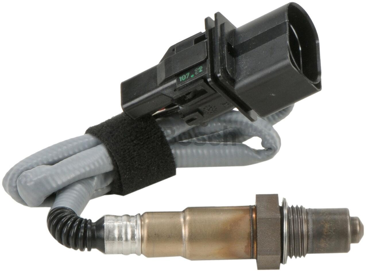 BMW Oxygen Sensor - Front Driver Side 11787521705 - Bosch 17208