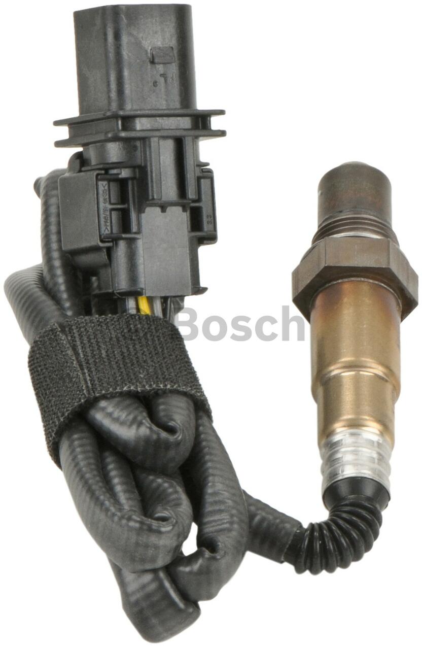 BMW Oxygen Sensor - Front 11787523435 - Bosch 17215