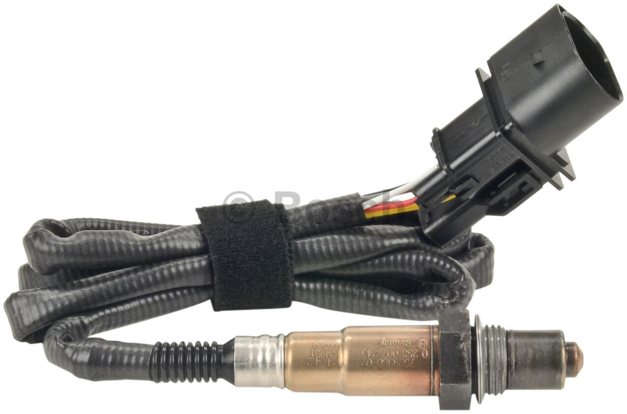 BMW Oxygen Sensor - Front 11787530736 - Bosch 17243