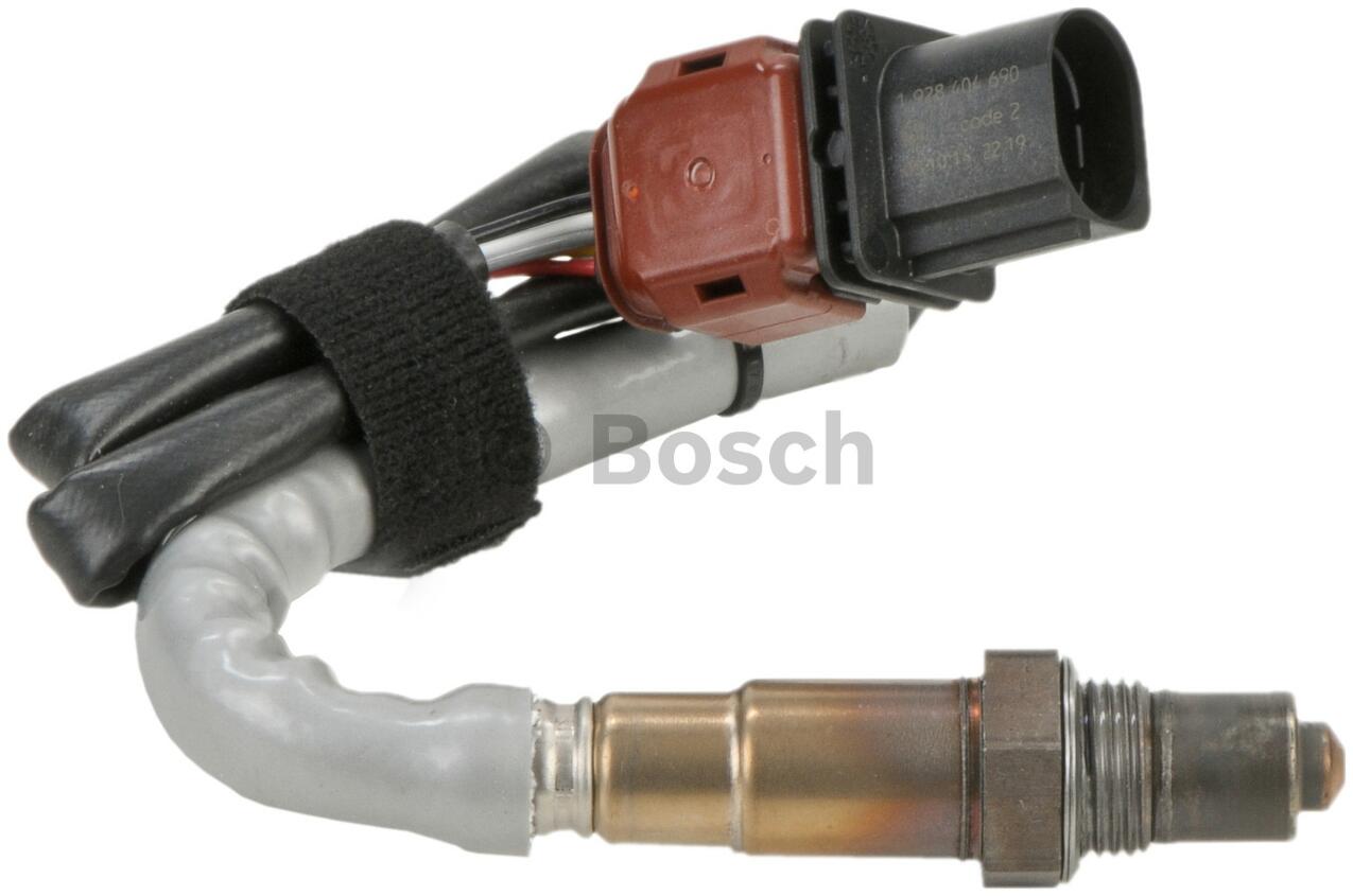 Audi Oxygen Sensor - Front (Cyl 9-10) 07L906262G - Bosch 17324