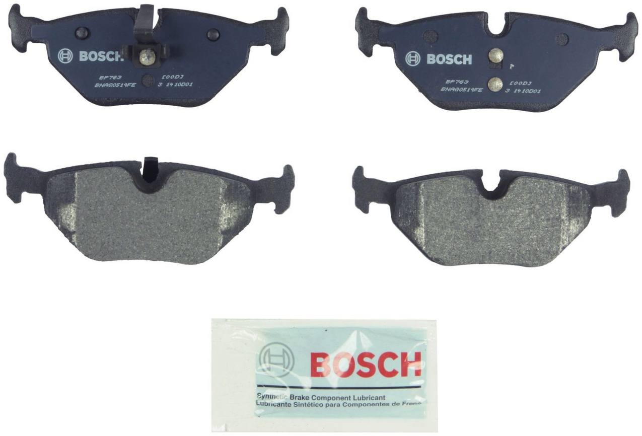 BMW SAAB Disc Brake Pad Set - Rear 5058110 - Bosch QuietCast BP763