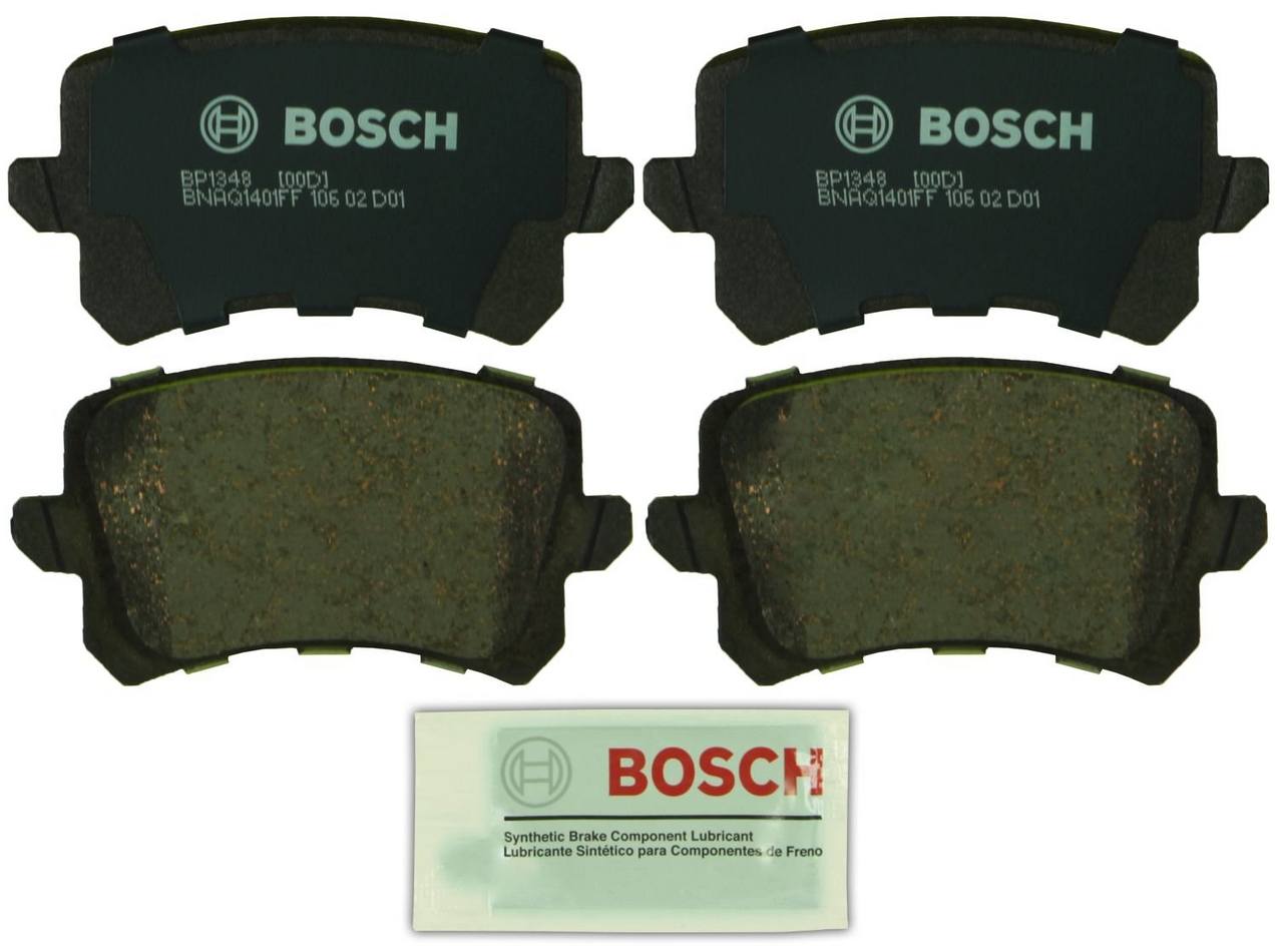 Disc Brake Pad Set - Rear (Semi-Metallic) (QuietCast)