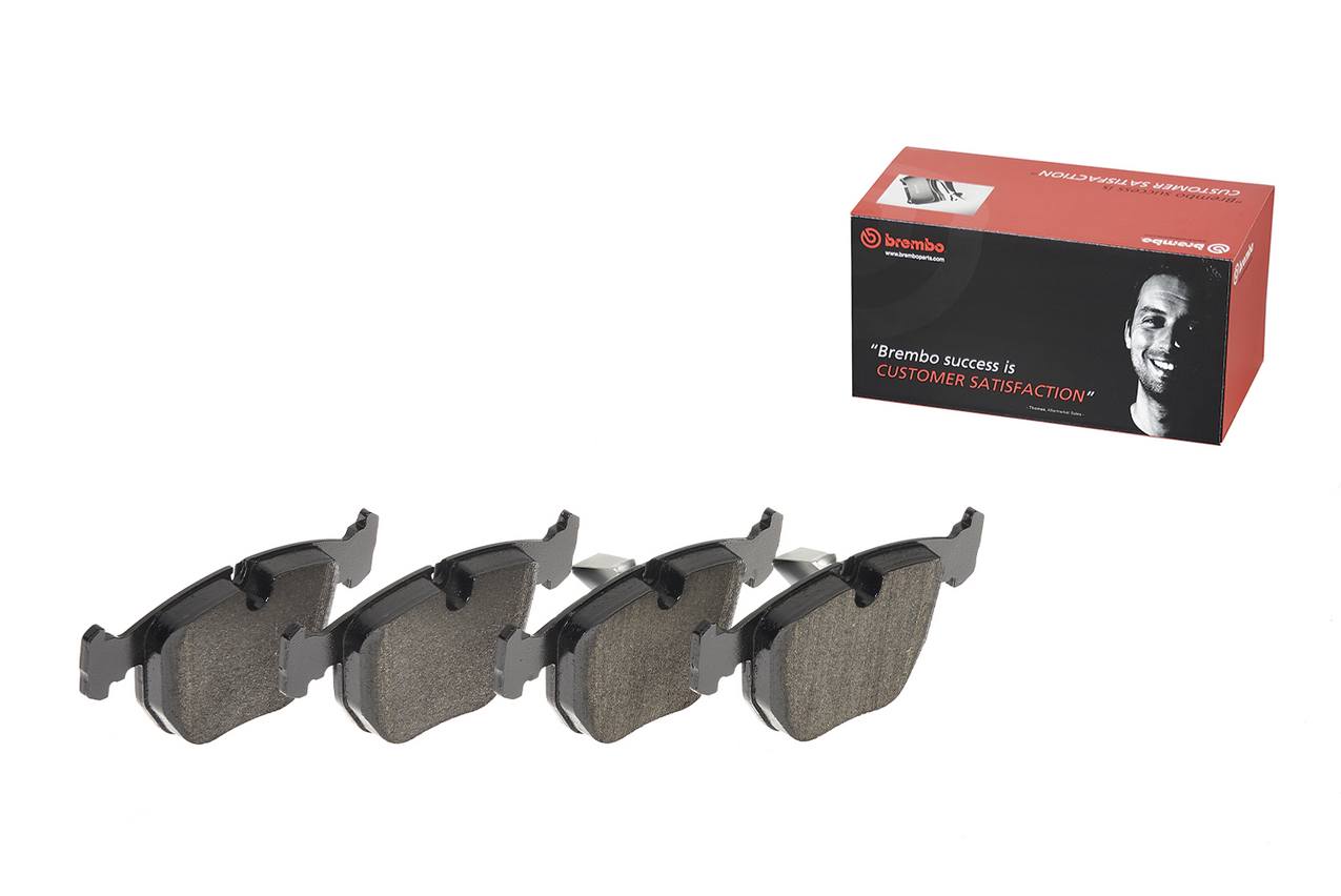 BMW Disc Brake Pad Set - Front (Low-Met) 34116761252 Brembo