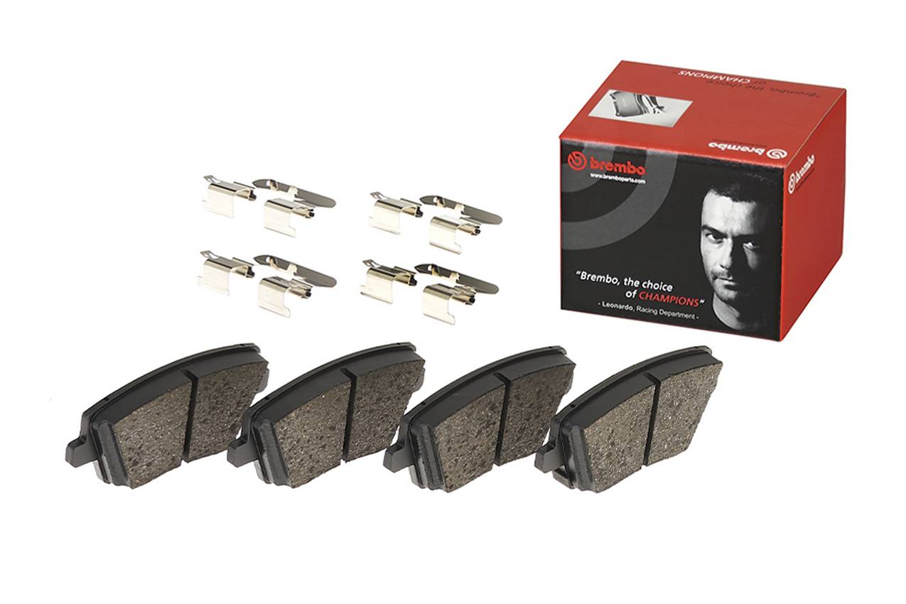 Hyundai Disc Brake Pad Set - Rear (Low-Met) 58302S0A50 Brembo