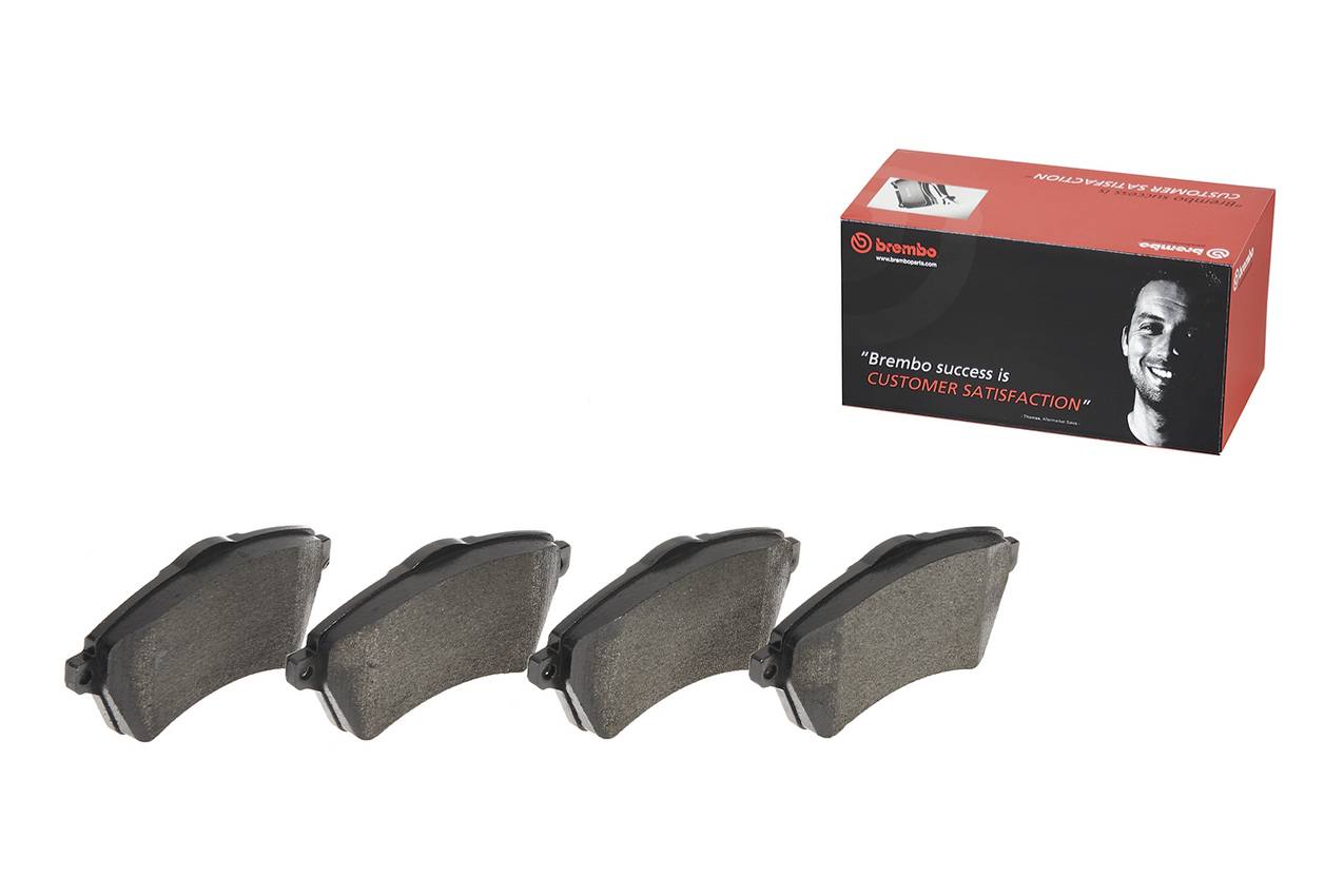 Land Rover Disc Brake Pad Set - Front (Low-Met) SFP500100 Brembo