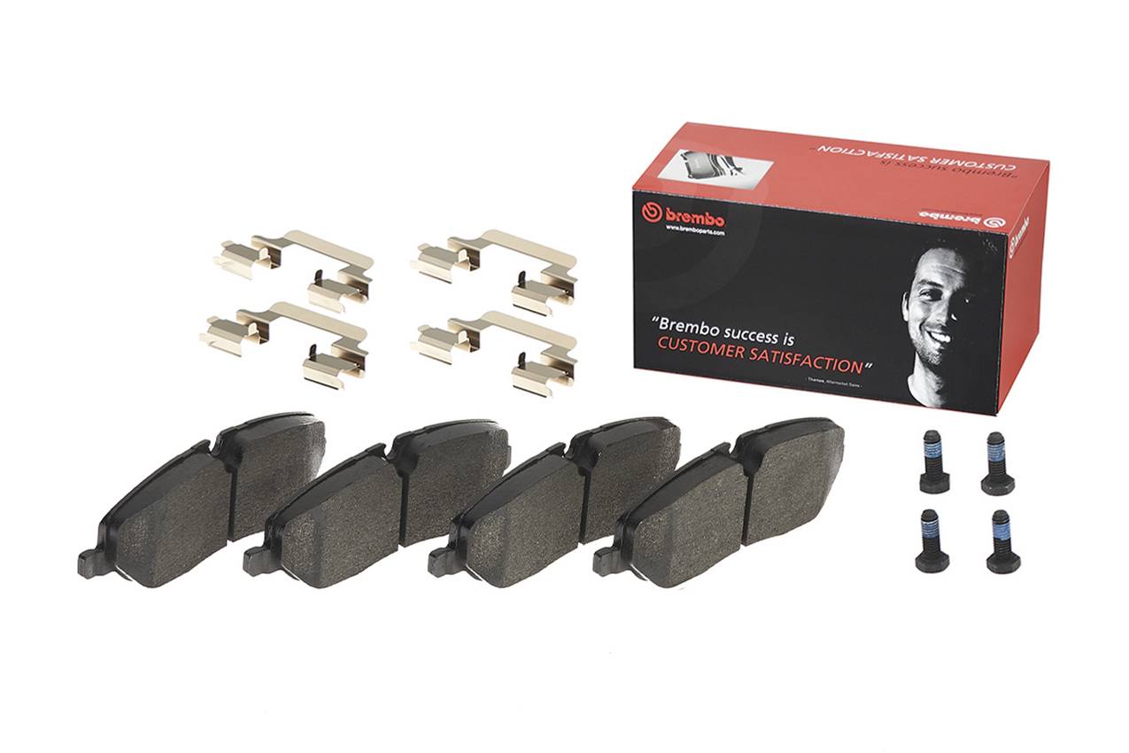 Land Rover Disc Brake Pad Set - Front (Low-Met) SFP500010 Brembo