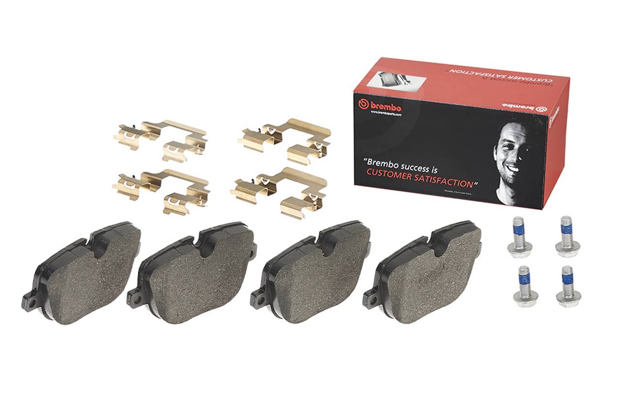 Land Rover Disc Brake Pad Set - Rear (Low-Met) LR025739 Brembo