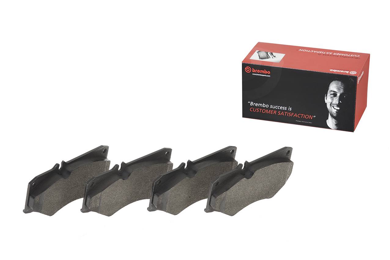 Mercedes Disc Brake Pad Set - Front (Low-Met) 6014208720 Brembo