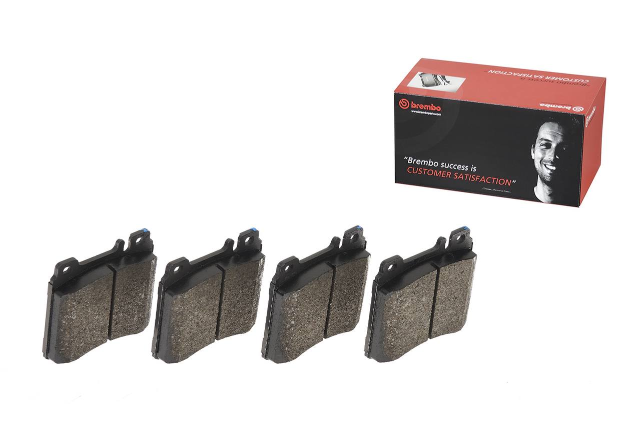 Mercedes Disc Brake Pad Set - Front (Low-Met) 0024202620 Brembo