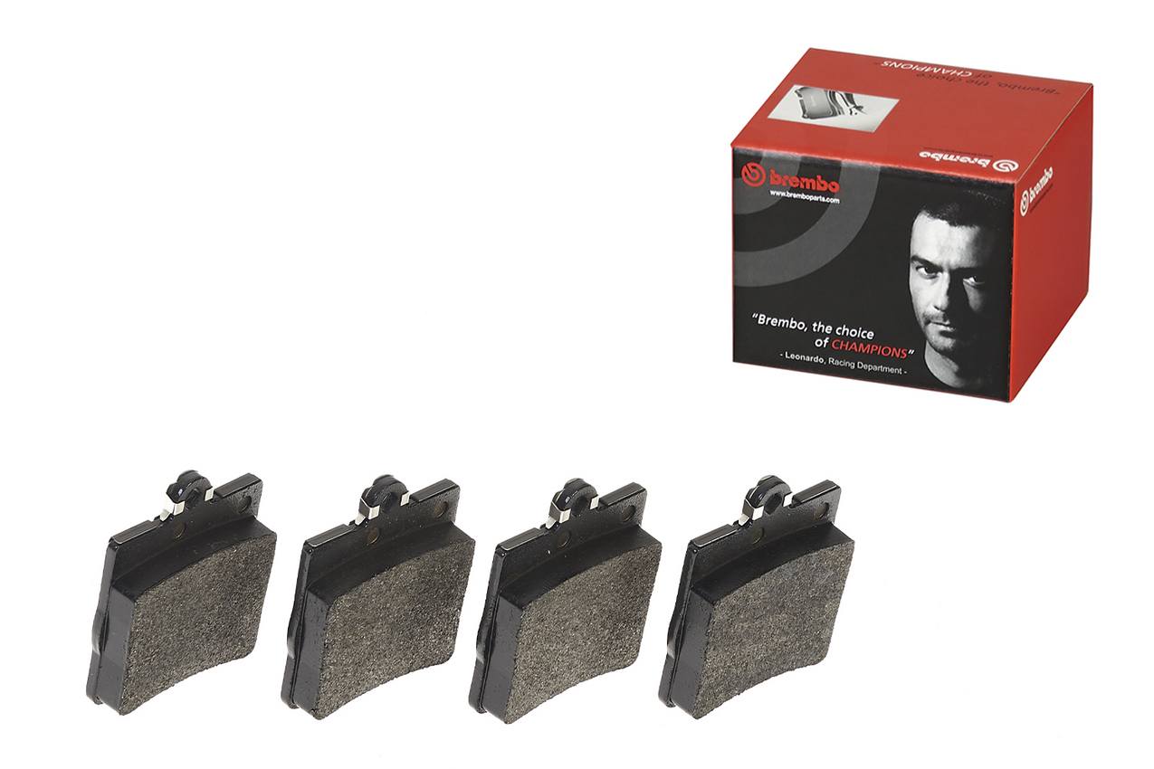 Mercedes Chrysler Disc Brake Pad Set - Rear (Low-Met) 0034202720 Brembo