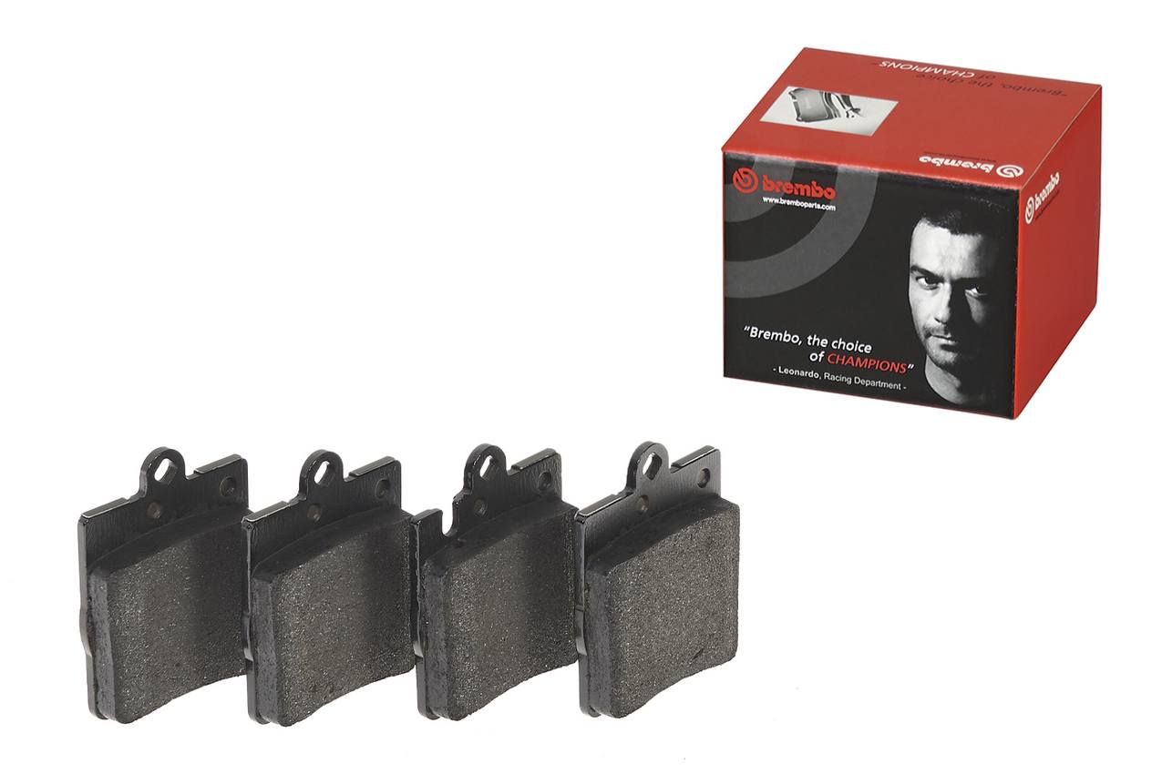 Mercedes Disc Brake Pad Set - Rear (Low-Met) 003420522041 Brembo