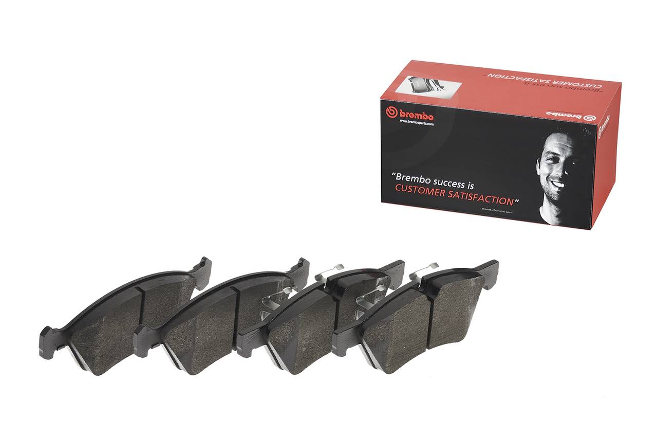 Mercedes Disc Brake Pad Set - Front (Low-Met) 164420262064 Brembo