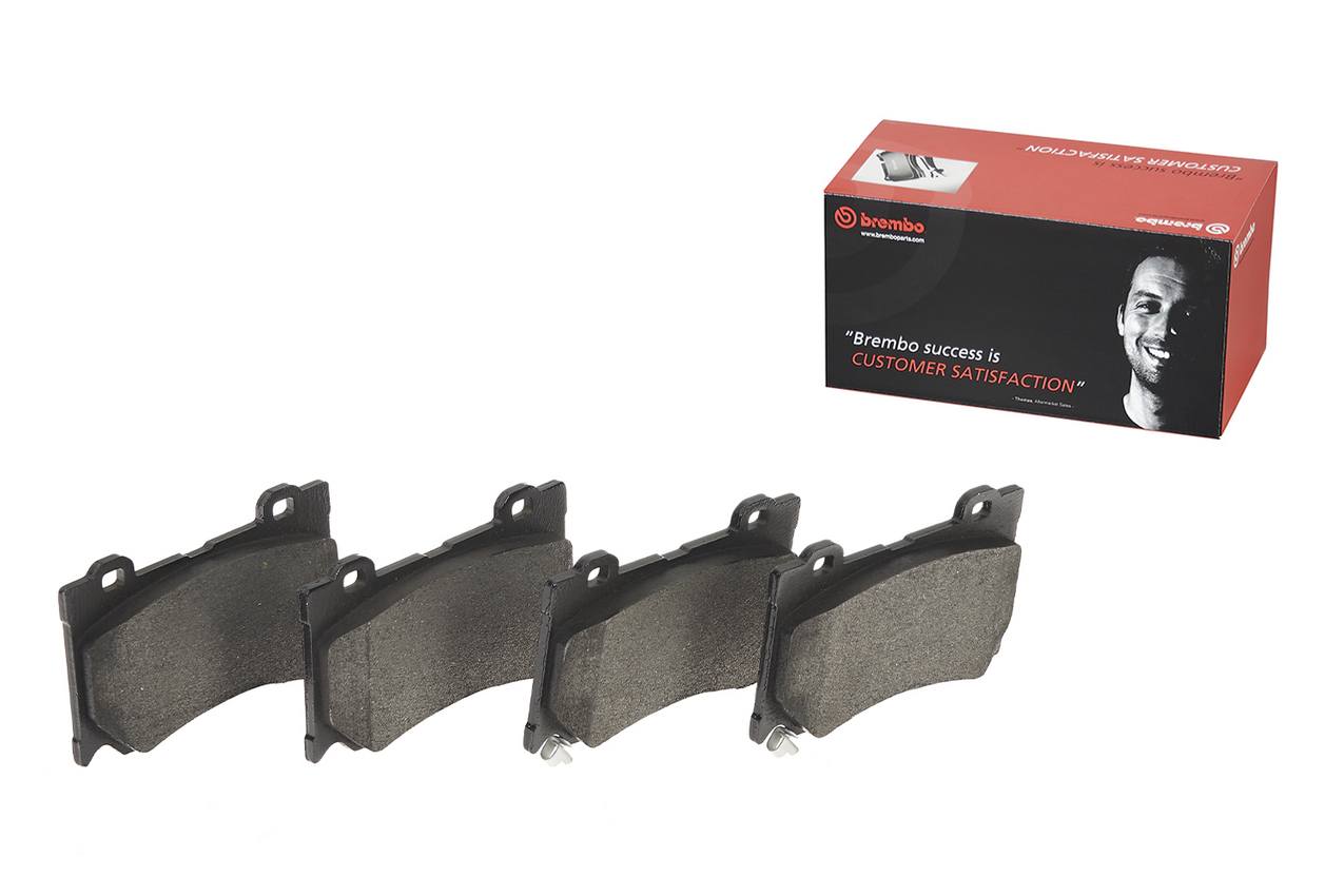 Nissan Infiniti Disc Brake Pad Set - Front (Low-Met) D1060JL00K Brembo