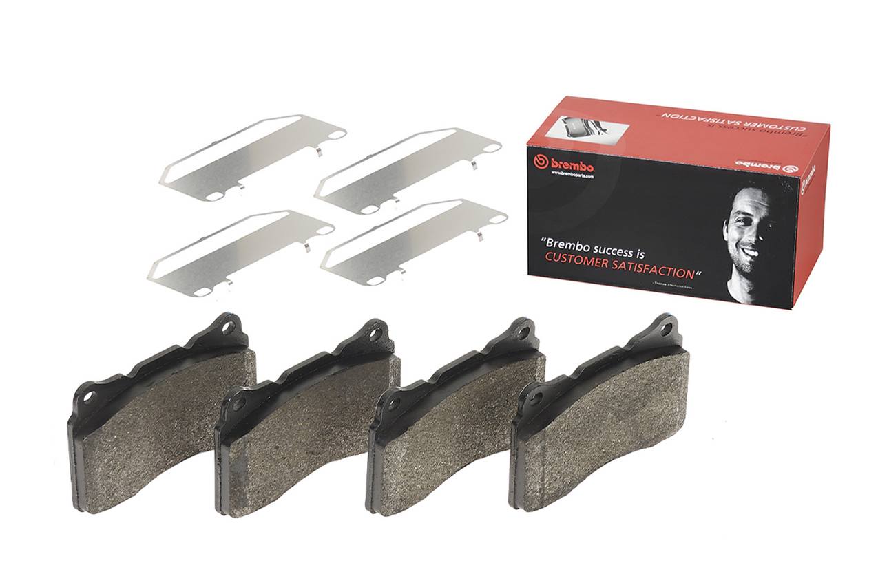 Buick Cadillac Chevrolet Disc Brake Pad Set - Front (Low-Met) 93737098 Brembo