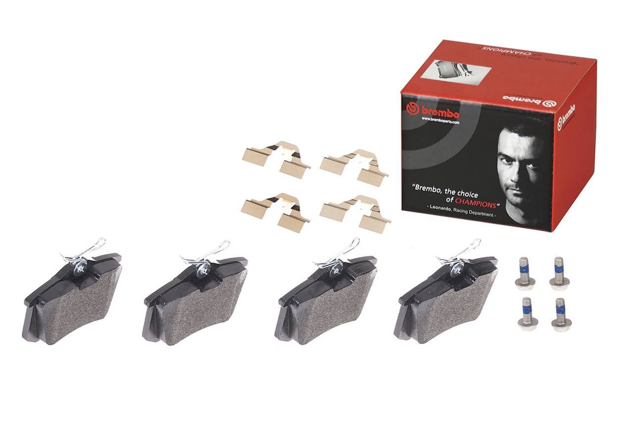 Audi Volkswagen Disc Brake Pad and Rotor Kit - Rear (232mm) (Low-Met) (Xtra) Brembo