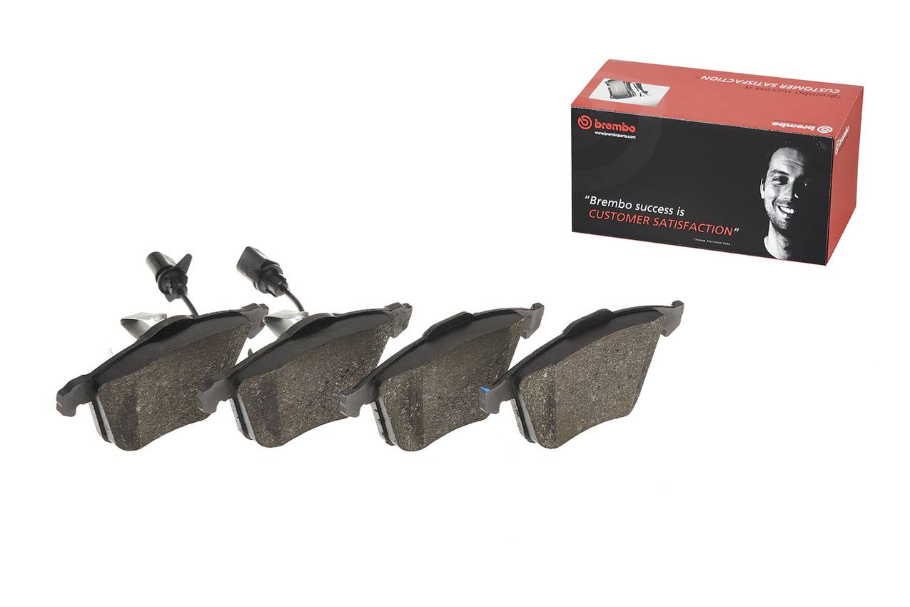 Volkswagen Disc Brake Pad and Rotor Kit - Front (345mm) (Low-Met) (Xtra) Brembo