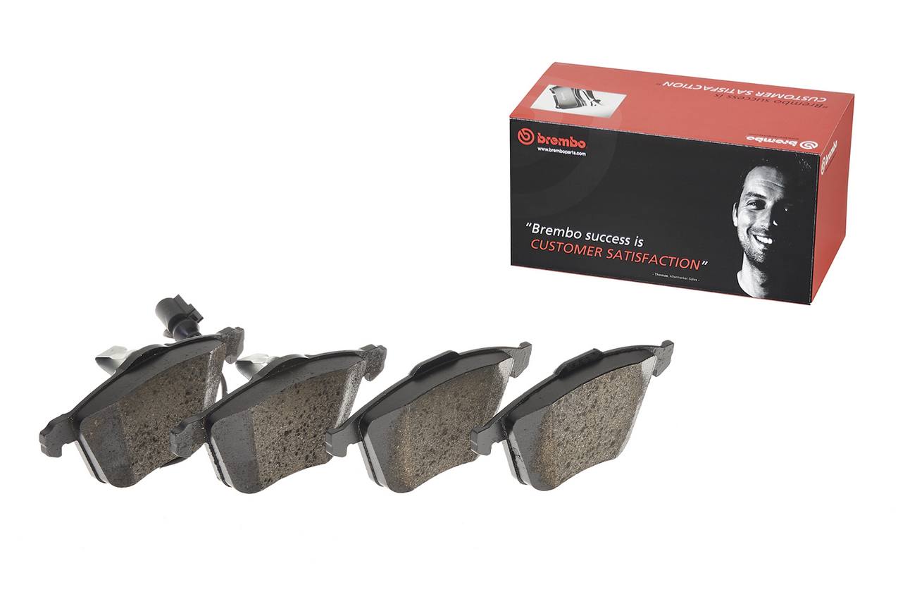 Audi Volkswagen Disc Brake Pad Set - Front (Low-Met) 8J0698151F Brembo