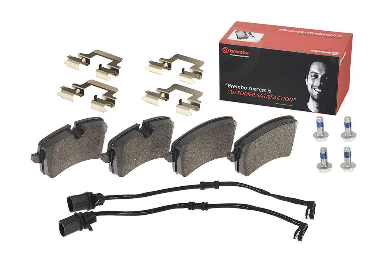 Audi Disc Brake Pad Set - Rear (Low-Met) 4H0698451L Brembo