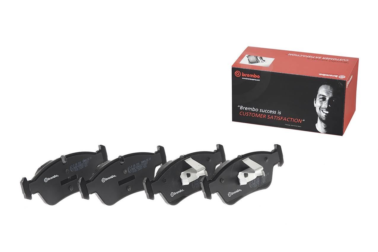 BMW Disc Brake Pad Set - Front (Low-Met) 34116761244 Brembo