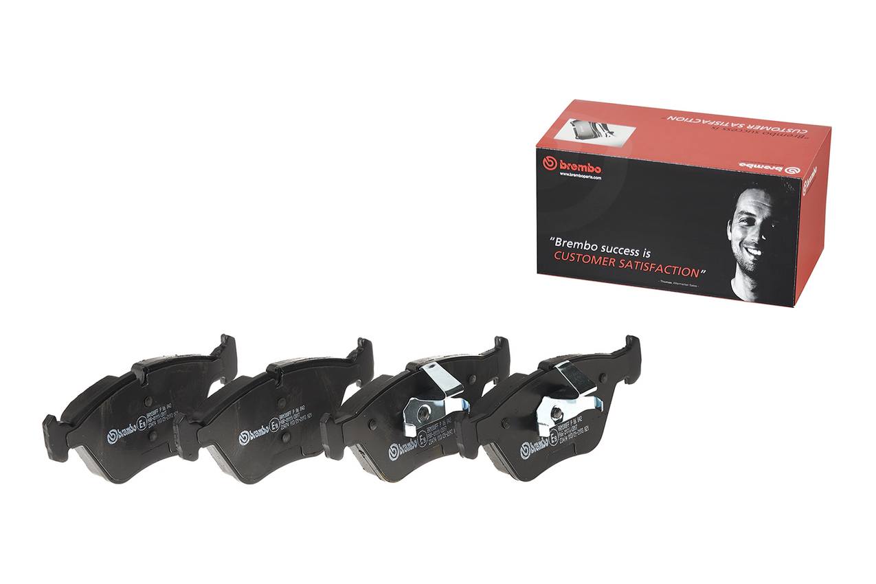 BMW Disc Brake Pad Set - Front (Low-Met) 34116779652 Brembo