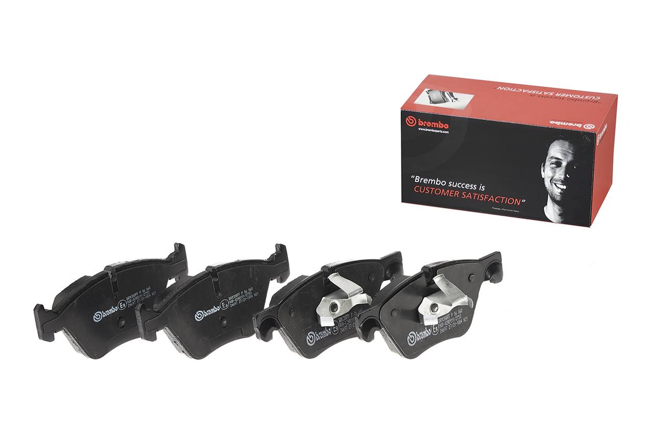 BMW Disc Brake Pad Set - Front (Low-Met) 34116872632 Brembo