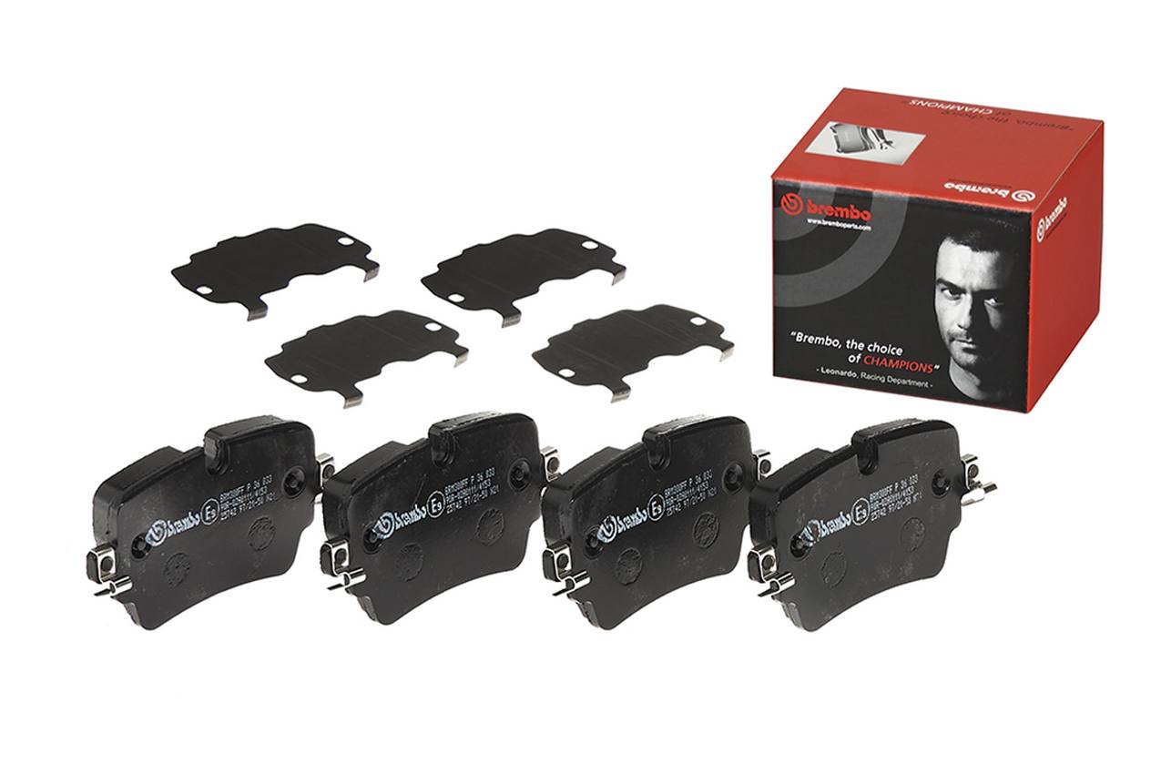 Jaguar Disc Brake Pad Set - Rear (Low-Met) T2R7946 Brembo