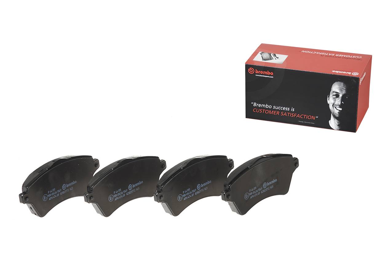 Land Rover Disc Brake Pad Set - Front (Low-Met) SFP500100 Brembo