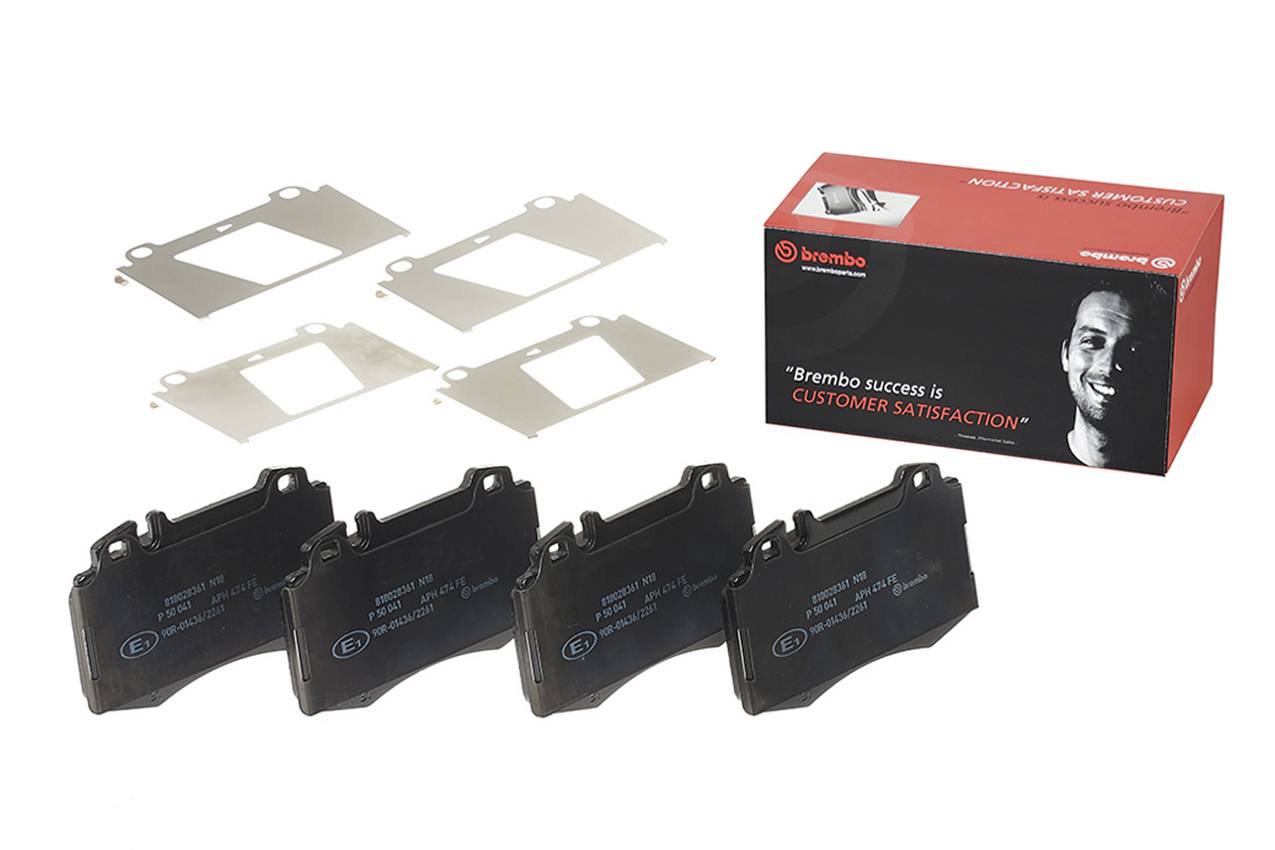 Mercedes Disc Brake Pad Set - Front (Low-Met) 163420102041 Brembo