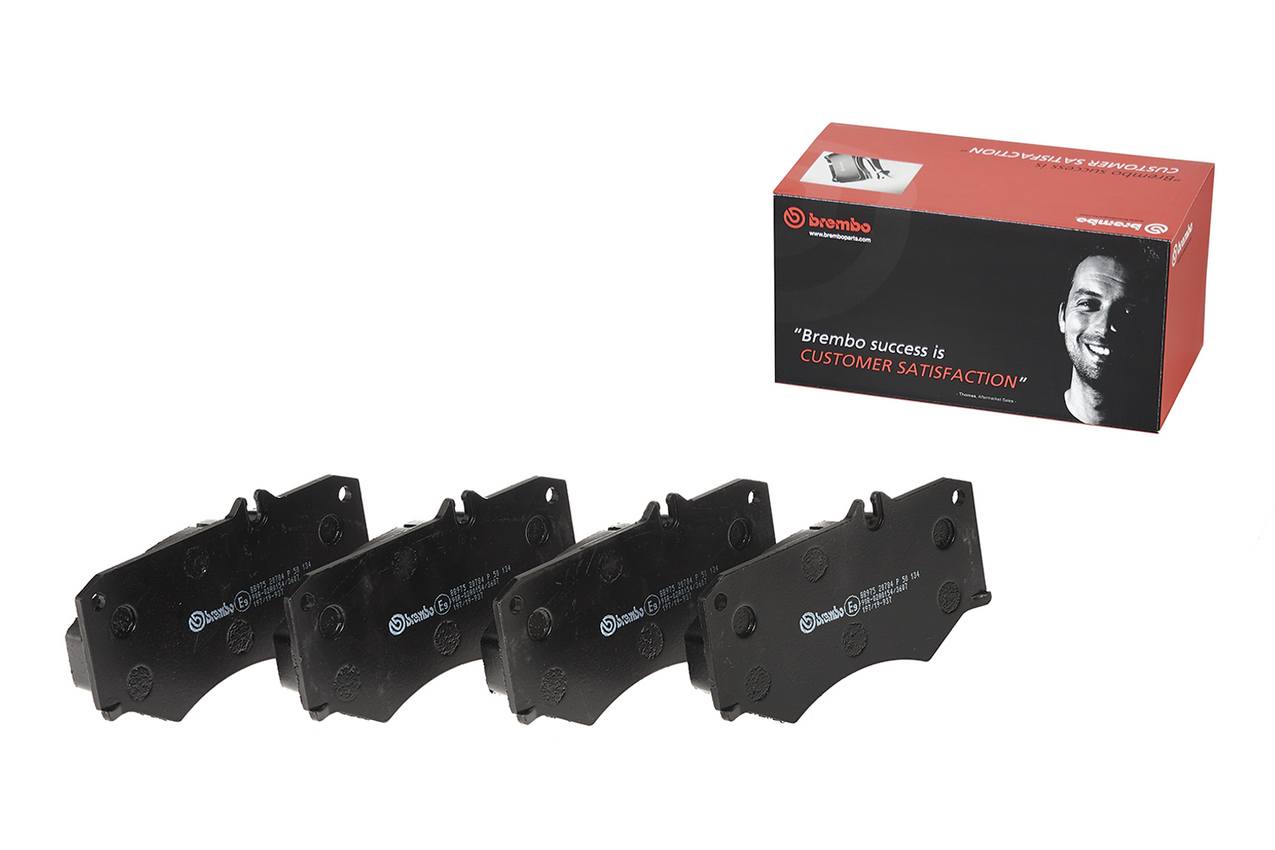 Mercedes Disc Brake Pad Set - Front (Low-Met) 6014208720 Brembo