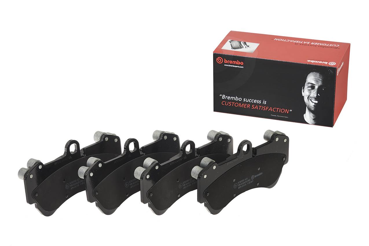 Mercedes Porsche Volkswagen Disc Brake Pad Set - Front (Low-Met) 4634205500 Brembo