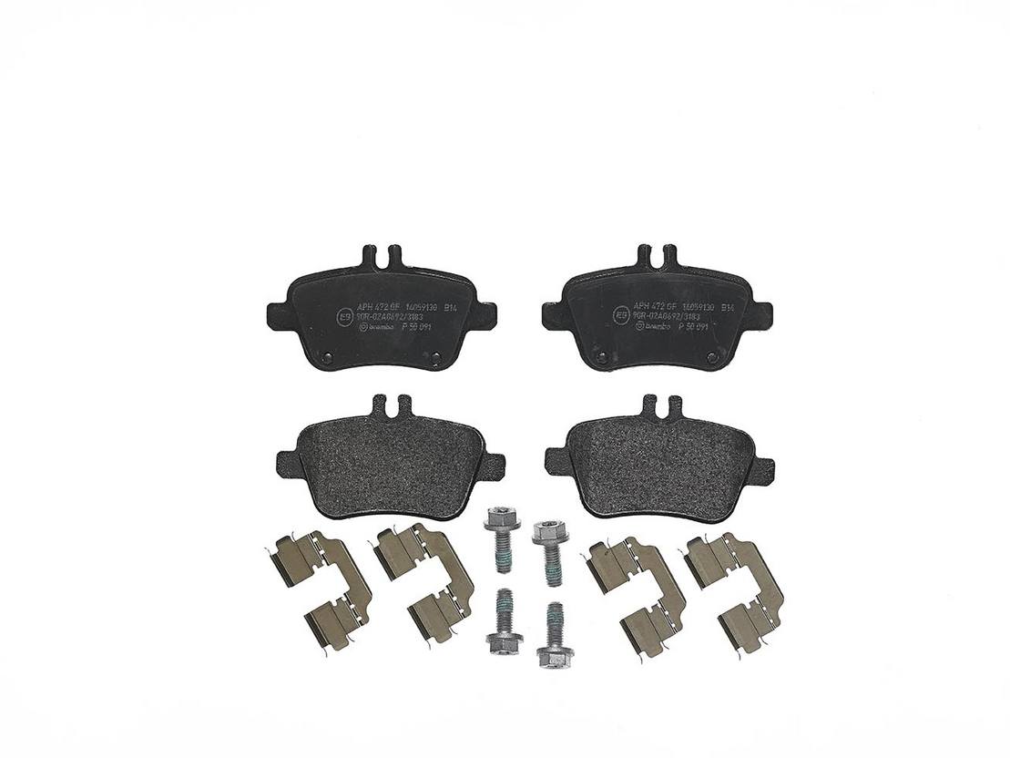 Mercedes Disc Brake Pad Set - Rear (Low-Met) 0084202320 Brembo