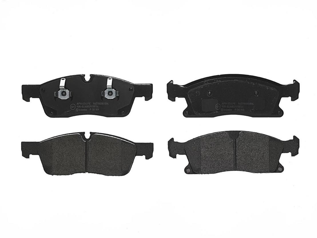 Mercedes Disc Brake Pad Set - Front (Low-Met) 0074208020 Brembo