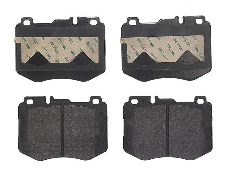 Mercedes Disc Brake Pad Set - Front (Low-Met) A0084201920 Brembo